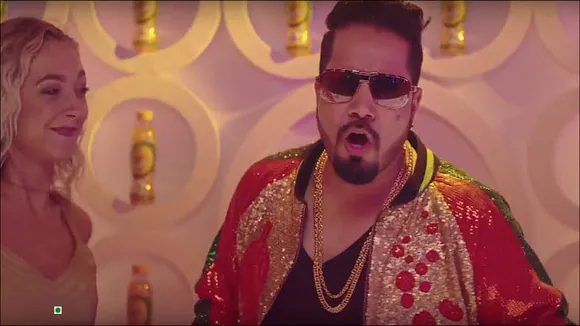 afaqs! Creative Showcase: Go #MMMbhiAAHbhi with the launch campaign of Bisleri Fonzo