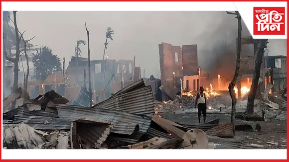 ৰাখাইনত বাৰ্মিজ সেনাৰ এয়াৰ ষ্ট্ৰাইকঃ জ্বলিল ৫০০ ঘৰ, মৃত্যু ৪১ গঞাৰ