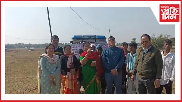 সমাগত গুণোৎসৱঃ বিদ্যালয়ৰ অনিয়মীয়া শিক্ষাৰ্থী সন্ধানত নামিল শিক্ষক-শিক্ষয়িত্ৰী