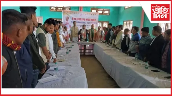 ঢকুৱাখনাত সমষ্টি যুৱ কংগ্ৰেছৰ কাৰ্যনিৰ্বাহক সভা...