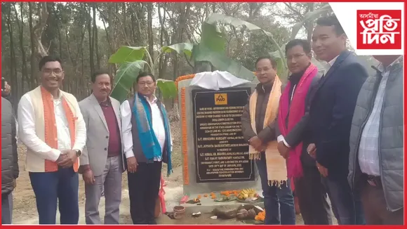 ভাৰত-ভূটান সংযোগী ১২৭ (চি) নং ৰাষ্ট্ৰীয় ঘাইপথৰ পুনঃ নিৰ্মাণ কামৰ শুভাৰম্ভ