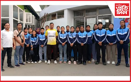 আস্মিতা ৰাষ্ট্ৰীয় খেল' ইণ্ডিয়া উইমেন পেন্‌চাক চিলাট লীগলৈ ৰাওনা অসম তথা উত্তৰ- পূবৰ দলৰ