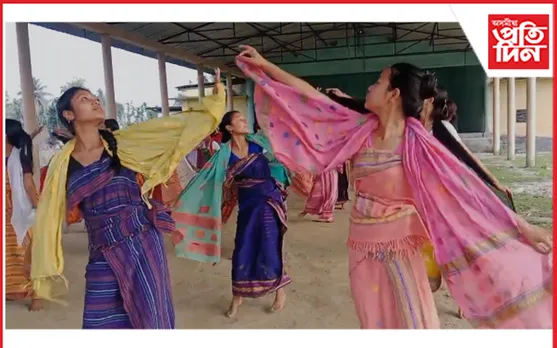 ৰংজালী বৈশাগুক আদৰাৰ আখৰাত ব্যস্ত 