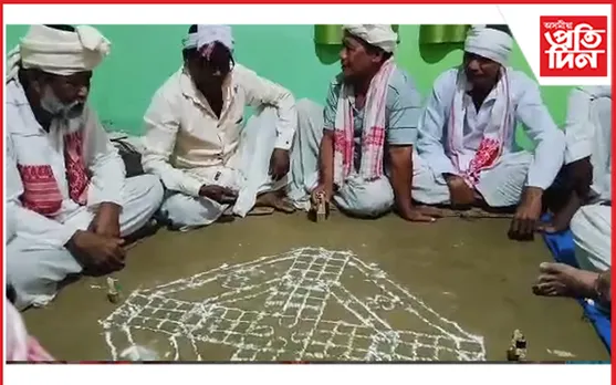 পুৰণিকলীয়া পৰম্পৰা  ধৰি ৰখা প্ৰয়াসঃ