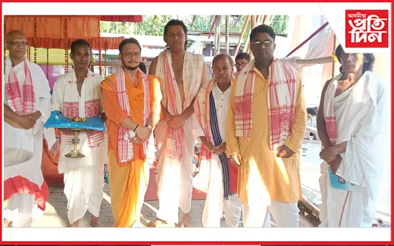 বটদ্ৰৱা থানৰ জাপি বাটচ'ৰাৰ সন্মুখত অবিৰত ভাগৱত পাঠ অনুষ্ঠানৰ সামৰণি