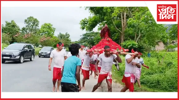 ডিমৰীয়াৰ ধোপগুৰিত অগণন লোকৰ সমাৱেশেৰে সম্পন্ন মাল গোঁসাই পূজা