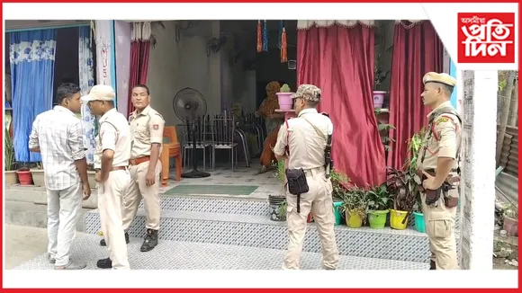 কোকৰাঝাৰত নিষিদ্ধ মাংসৰ বিৰুদ্ধে আৰক্ষীৰ অভিযানঃ চাৰি স্বত্বাধিকাৰীক আটক...
