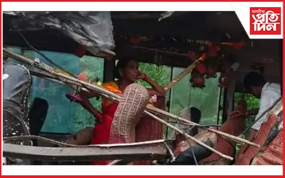 ঝাৰখণ্ডত ভয়ংকৰ দুৰ্ঘটনাঃ ১৮ গৰাকী বল বম যাত্ৰীৰ মৃত্যু, ৩০ জন আহতৰ খবৰ
