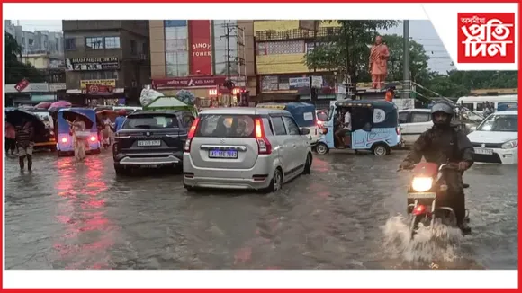 এজাক বৰষুণতে ডুবিল শিলচৰ...
