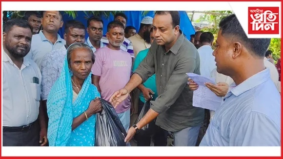 আৰ্তজনৰ কাষত ৰাইজৰ দলৰ কেন্দ্ৰীয় সমিতিৰ মুখপাত্ৰ মেহবুব মুক্তাৰ