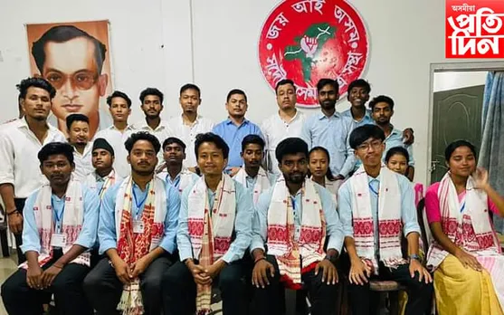 সোণাৰি কমাৰ্চ কলেজৰ সাধাৰণ নিৰ্বাচনত আছুৰ জয়লাভ... 