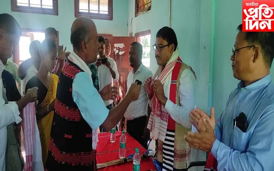 জোনাইত অতিৰিক্ত উপায়ুক্ত উৎপল দলেক বিদায় সম্বৰ্ধনা...