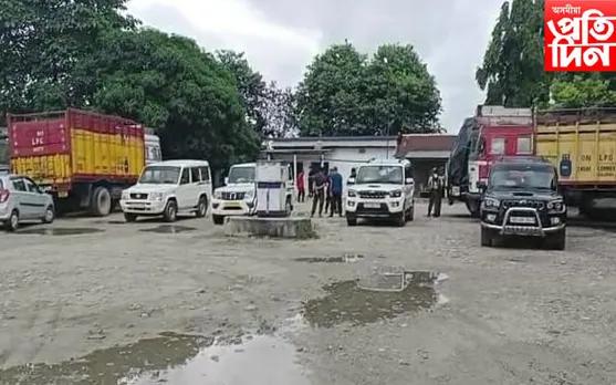 চিৰাঙৰ কাজলগাঁৱত প্ৰেট্ৰল ডিপোত ৰহস্যজনক হত্যাকাণ্ড...
