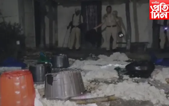 চুলাই মদৰ অভিযানত উপায়ুক্ত আৰু আৰক্ষী অধীক্ষক...
