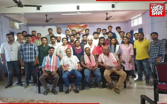 ধিং মহাবিদ্যালয়ৰ পদাৰ্থ বিজ্ঞান বিভাগৰ প্ৰাক্তন ছাত্ৰ ছাত্ৰী আৰু অধ্যাপক অধ্যাপিকাৰ অন্তৰঙ্গ অনুষ্ঠান
