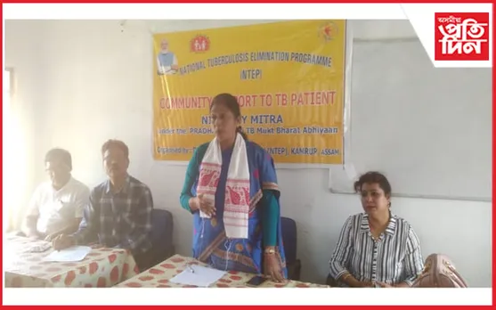 বকোত যক্ষ্মা ৰোগীক সাহায্য প্ৰদান...