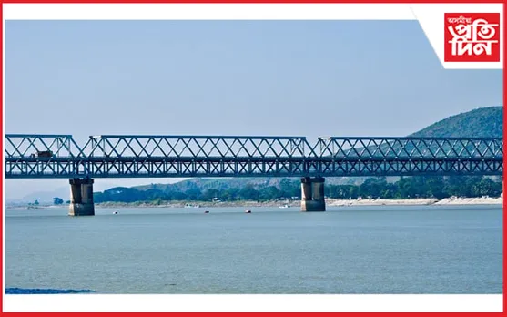 শৰাইঘাট দলঙৰ পৰা ব্ৰহ্মপুত্ৰত জাপ দি আত্মহত্যাৰ চেষ্টা এজনৰ...