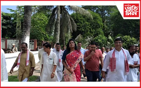 ঐতিহ্যমণ্ডিত ছমৰীয়া সত্ৰত সেৱা ল'লে কামৰূপৰ উপায়ুক্ত কীৰ্তি জলীয়ে...
