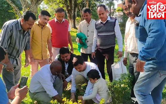 ভাষা ওজাৰ সোঁৱৰণত বৃক্ষ ৰোপণেৰে লাচিত দিৱস উদযাপন পৰিৱেশ সুৰক্ষা সমিতি, অসমৰ...
