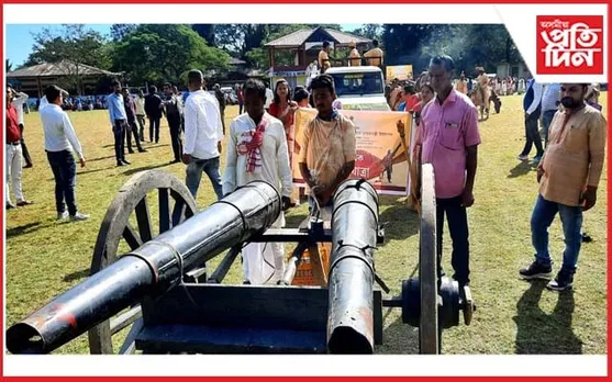 ঢকুৱাখনাত লাচিত বৰফুকনৰ জন্ম জয়ন্তী উপলক্ষে বৰ্ণিল শোভাযাত্ৰা...