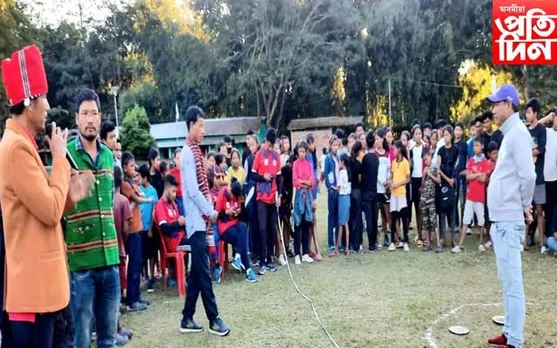 ঢকুৱাখনাত মিচিং জাতীয় সংগঠনৰ উদ্যোগত গ্ৰাম্য ক্ৰীড়া সমাৰোহ... 
