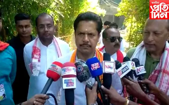 অসমৰ আকাশ এতিয়া বন্দুকৰ গুলিৰ ধোৱাই আৱৰি ধৰিছে: ভূপেন বৰা