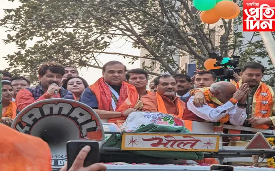 দিল্লীৰ পৌৰ নিগমৰ নিৰ্বাচনী প্ৰচাৰত ব্যস্ত মুখ্যমন্ত্ৰী হিমন্ত বিশ্ব শৰ্মা...