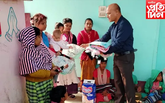 সদৌ অসম গ্ৰাম্য পুথিভঁৰাল সন্থাৰ কেন্দ্ৰীয় কাৰ্যালয়ত বৰদিন উপলক্ষে সাহায্য বিতৰণ...