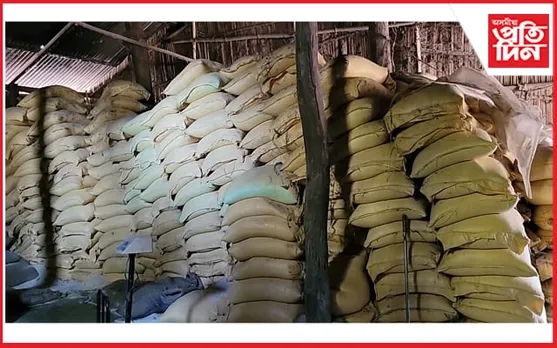 খাবলৈ নাপায় মৰিছে মানুহ আৰু এচামৰ দায়িত্বহীনতাৰ বাবে গুদামতেই পচিছে ৩০০ কুইণ্টল চাউল