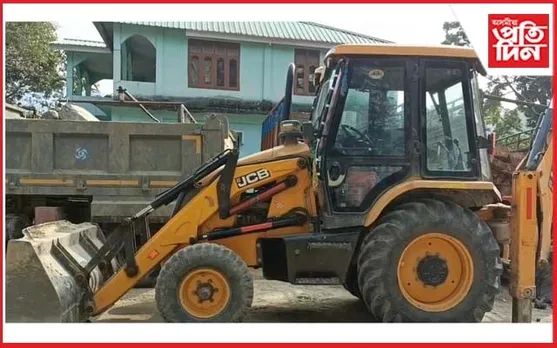 কাজিৰঙাত ভূ-মাফিয়াৰ দপদপনি,জব্দ ডাম্পাৰসহ জে চি বি
