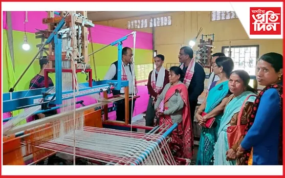 মহিলাৰ অভিলাষী প্ৰশিক্ষণ শিবিৰ আৰু বস্ত্ৰ উৎপাদন কেন্দ্ৰৰ শুভাৰম্ভ...    