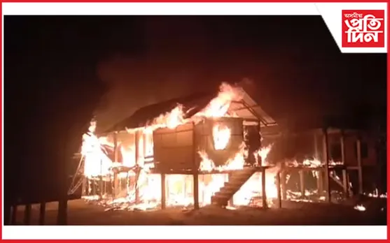 বোকাখাতৰ ২নং বহিখোৱাত পুৱতি নিশা সংঘটিত হয় বিধ্বংসী অগ্নিকাণ্ড