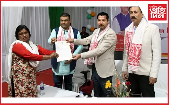 প্ৰধানমন্ত্ৰী আৱাস যোজনা (গ্ৰামীণ)ৰ অধীনত ধুবুৰী জিলাৰ হিতাধিকাৰীলৈ প্ৰথম কিস্তিৰ পুঁজি প্ৰদান