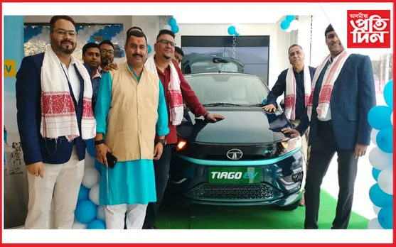 গুৱাহাটীৰ কামাখ্যা মটৰ্ছত নতুন টিয়াগো ই.ভি. মুকলি