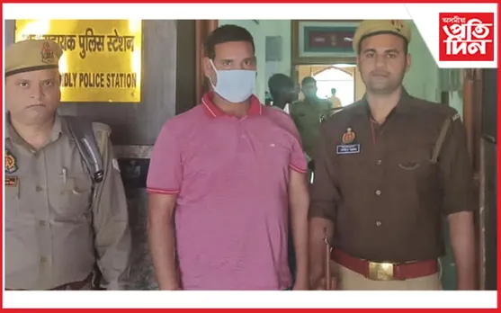 মহিলা যাত্ৰীৰ শৰীৰত প্ৰস্ৰাৱ ৰেল কৰ্মচাৰীৰ