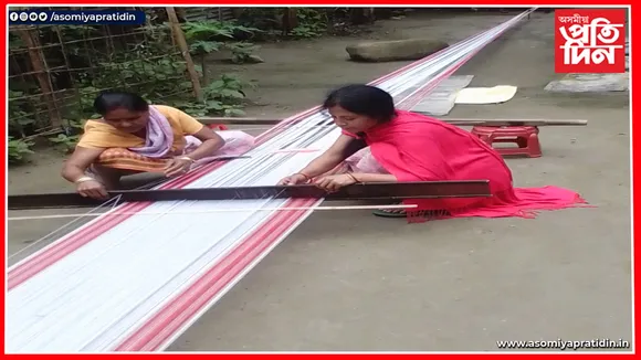 অসমীয়াৰ পদূলিত হেঁপাহৰ ৰঙালী..
