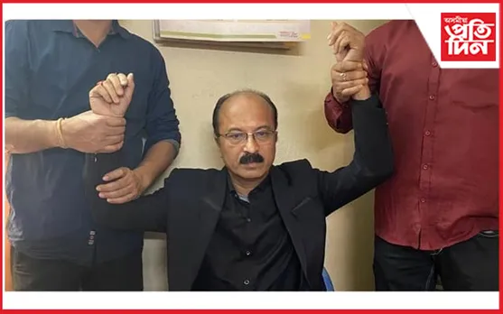 শিক্ষা বিষয়া বুদ্ধদেৱ কটকীৰ বাসভৱনত আৰক্ষীৰ অভিযান