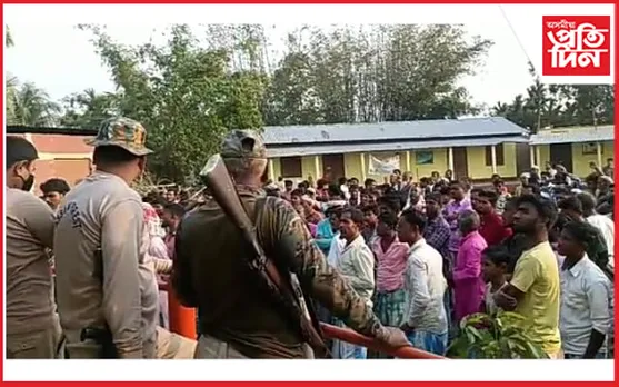 বুঢ়াচাপৰিৰ বাঘাটাপুত উচ্ছেদিত ৰাইজৰ উত্তপ্ত পৰিস্থিতিঃ আৰক্ষী- অৰ্ধ সামৰিক বাহিনীৰ লাঠি চাৰ্জ ...
