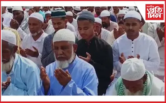 গোলাঘাটৰ মৌখোৱাত ঈদ পালন