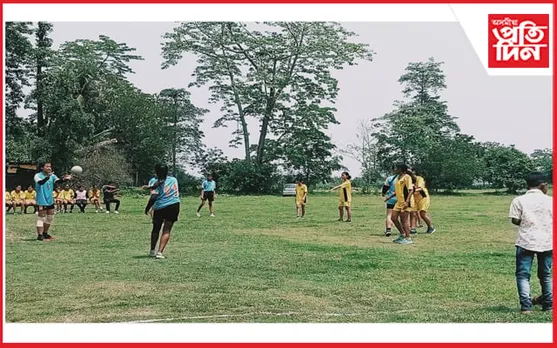 মঠৰবৰীত হেণ্ডবল প্ৰতিযোগিতা...
