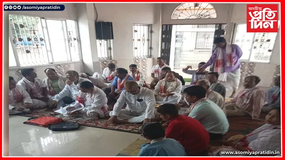 ঐতিহাসিক কোচবিহাৰৰ মধুপুৰ সত্ৰৰ ভাৰপ্ৰাপ্ত সত্ৰাধিকাৰৰ বাসগৃহ হস্তান্তৰ...