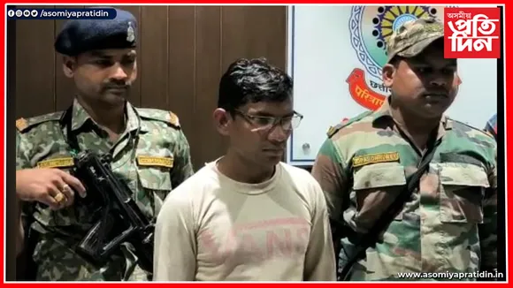 প্ৰেমিকাৰ বিয়াত উপহাৰ দিলে বিস্ফোৰক সামগ্ৰী, দৰাৰ লগতে আন এজনৰ মৃত্যু...