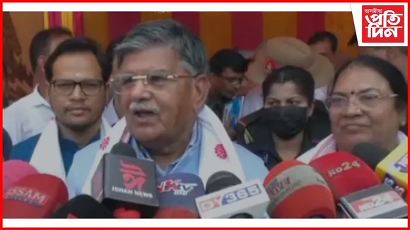 দৰঙৰ কেইবাটাও কাৰ্যসূচীত অংশগ্ৰহণ ৰাজ্যপাল গোলাপ চান্দ কাতাৰীয়াৰ