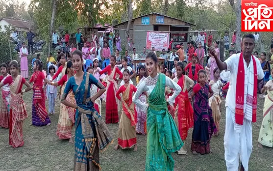 জাতীয়তাবাদী যুৱ ছাত্ৰ পৰিষদৰ উদ্যোগত বটদ্ৰৱাৰ ৰাইডঙীয়াত বিহুনাচ-ঢোলবাদন কৰ্মশালা...