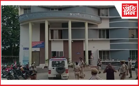 গ্ৰেপ্তাৰ হ’ল শিৱসাগৰৰ বিতৰ্কিত ঠিকাদাৰ নিৰ্মল ম’ৰ...