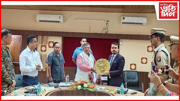 তিনিচুকীয়াত ৰাজ্যপাল গোলাব চান্দ কাটাৰীয়া: চৰকাৰী আঁচনিৰ পৰ্যালোচনা ৰাজ্যপালৰ...