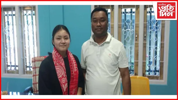 চুপাৰ ফিফ্‌টিৰ তালিকাভুক্ত কৃতী শিক্ষাৰ্থীক সম্বৰ্দ্ধনা...