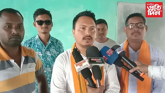 উমলাফেৰত অচিনাক্ত দুৰ্বৃত্তৰ স্থানীয় বাসিন্দাক অত্যাচাৰ ঘটনাকলৈ অব্যাহত চাঞ্চল্যৰ...