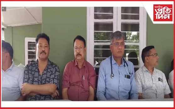 কাজিৰঙাত স্বেচ্ছাসেৱী সংগঠনৰ উদ্যোগত স্বাস্থ্য পৰীক্ষা শিবিৰ...