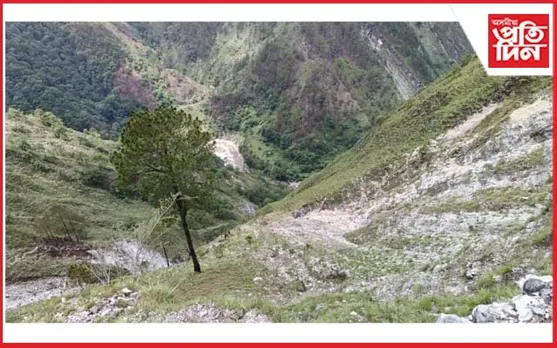 মন্দিৰ দৰ্শন কৰিবলৈ গৈ মৃত্যুক আকোৱালি ল'লে ৯ তীৰ্থযাত্ৰীয়ে